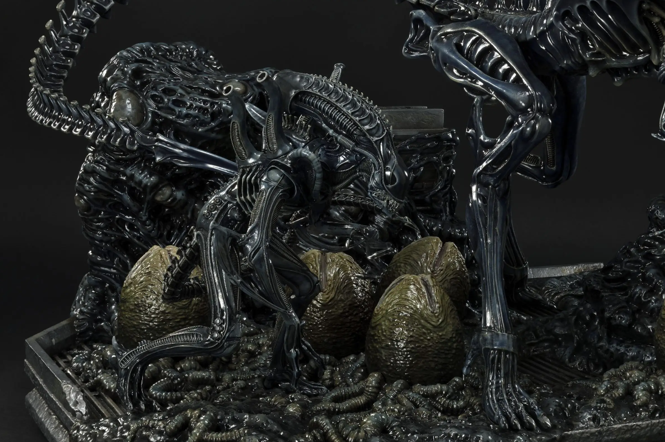 Queen Alien Battle Diorama – Aliens: Rogue - 281/300 Limited Edition