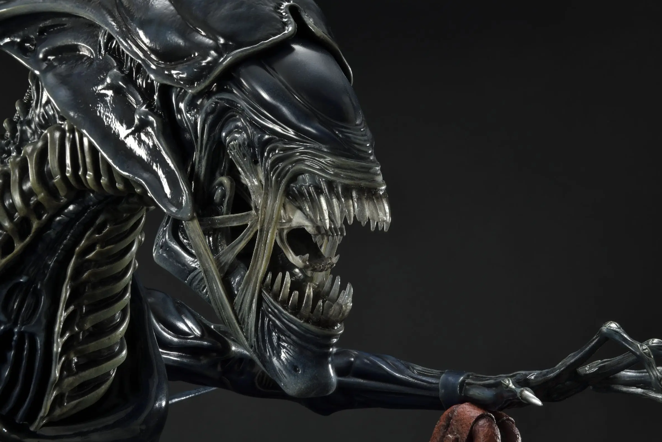 Queen Alien Battle Diorama – Aliens: Rogue - 281/300 Limited Edition