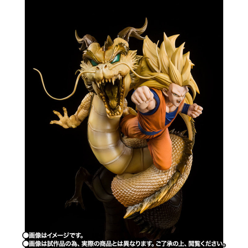 FiguartsZERO Dragon Ball Z – Super Saiyan 3 Son Goku (Dragon Fist Explosion) Statue – 21 cm
