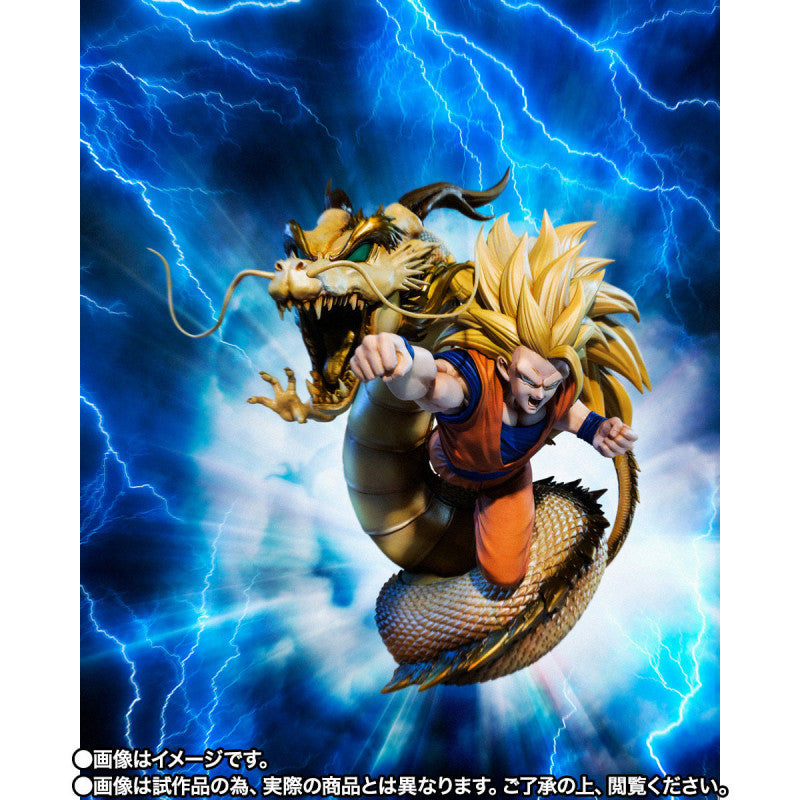 FiguartsZERO Dragon Ball Z – Super Saiyan 3 Son Goku (Dragon Fist Explosion) Statue – 21 cm