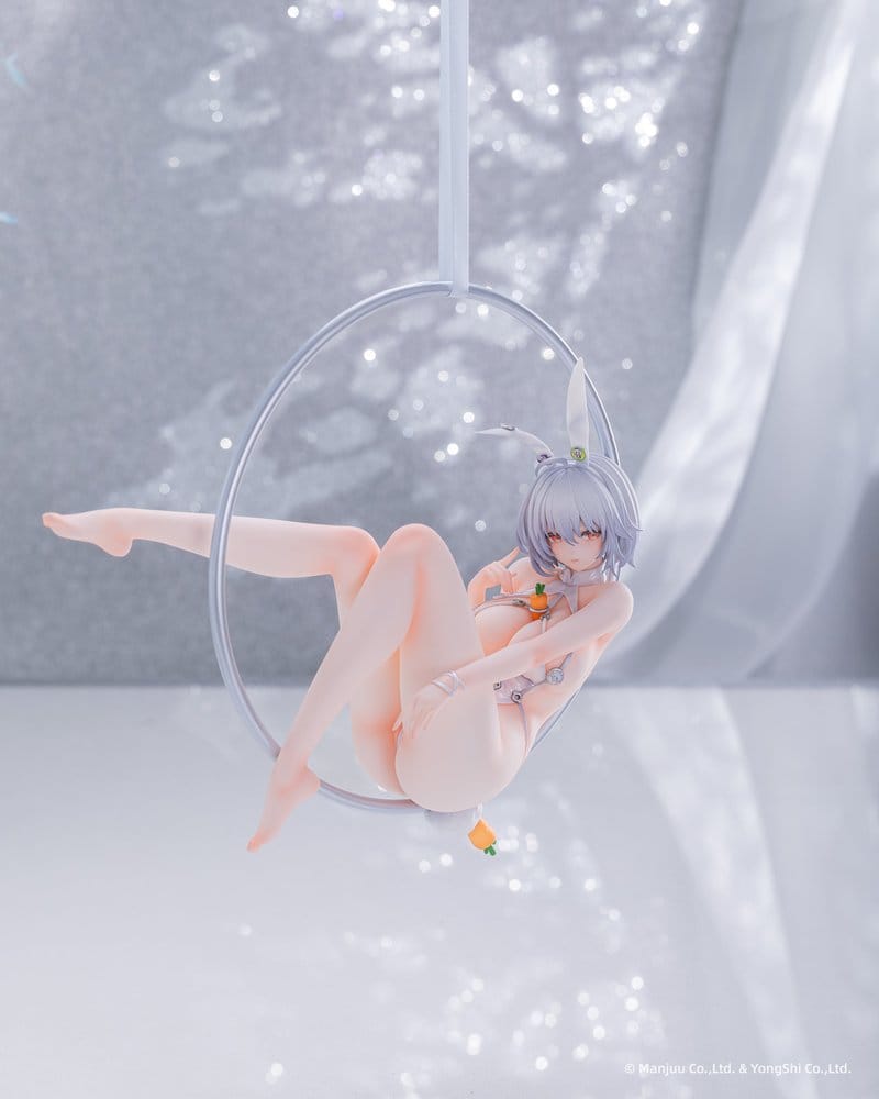 Azur Lane PVC Figure 1/6 Sirius Rabbit of Paradise Ver. 27 cm