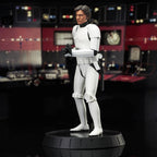 Star Wars Episode IV Milestones Statue 1/6 Han Solo (Stormtrooper Disguise) 40th Anniversary Exclusive 30 cm