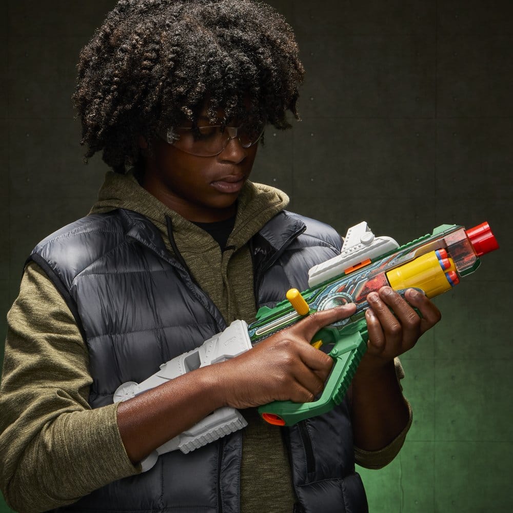 Avengers: Doomsday NERF Dart Blaster Doctor Doom