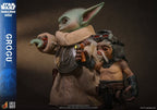Star Wars: The Mandalorian & Grogu Life-Size Figure Grogu 38 cm