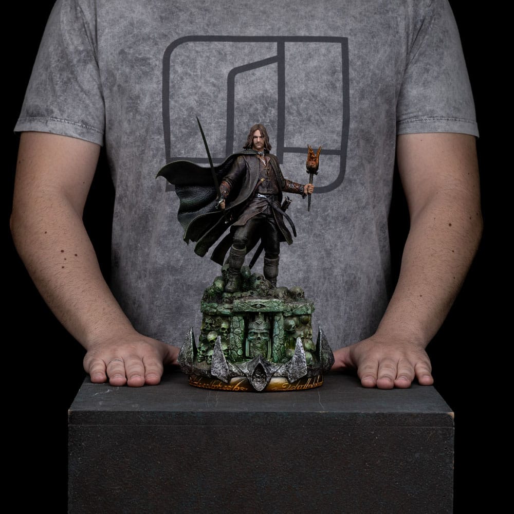 The Lord of the Rings Art Scale Statue 1/10 Aragorn Unleashed 31 cm