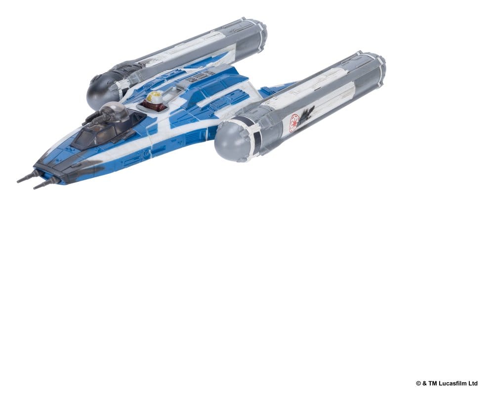 Star Wars Medium Vehicle & Figure set BTL-B Y-wing & Ahsoka & R7-A7