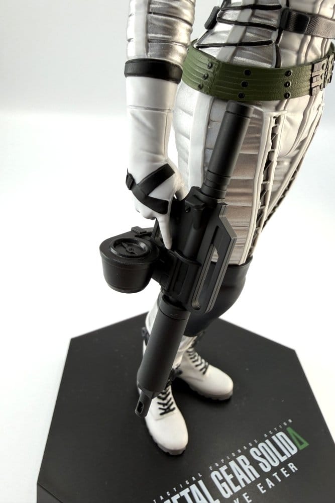 Metal Gear Solid Delta: Snake Eater PVC Figure The Boss 20 cm