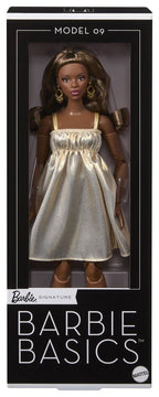 Barbie Signature Doll Barbie Basics: Model 09