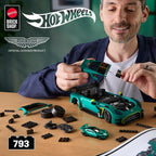 Hot Wheels Elite Mattel Brick Shop Building Set 1/16 '24 Aston Martin Vantage GT3