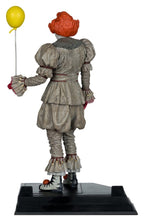 It Welcome to Derry Movie Maniacs Figure Pennywise (Bloody) 16 cm