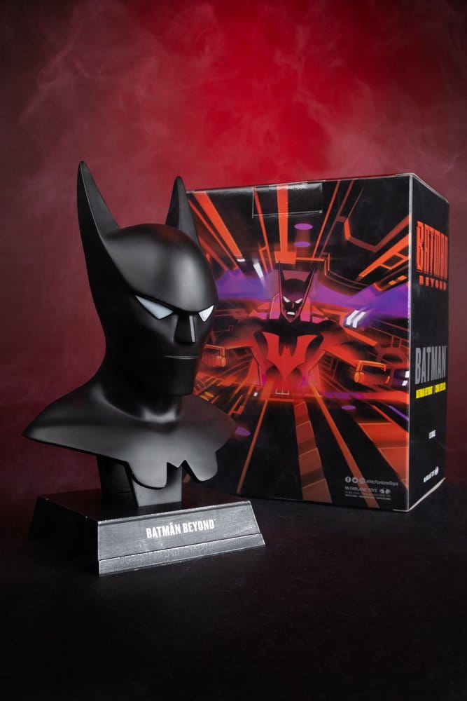 DC Direct Prop Replica 1/3 Batman Cowl (Batman Beyond Animated) 18 cm&nbsp;