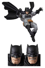 Batman MAFEX Action Figure Batman (TDKR) 16 cm (re-run)