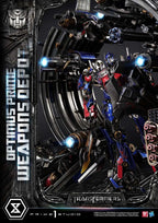 Transformers: Dark of the Moon (Film) Museum Masterline Statue Optimus Prime Weapons Depot 127 cm