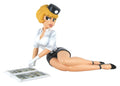 Natacha Resin Statue Pause Lecture 15 cm