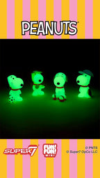 Peanuts Fun! Fun! Mini Figures Wave 01 Athlete Snoopy Blind Box Display (9)