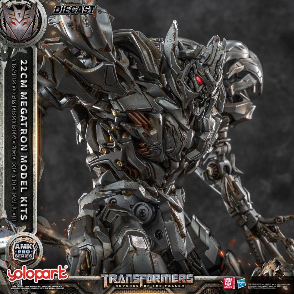 Transformers: Revenge of the Fallen AMK Pro Series Plastic Model Kit Megatron (Oversea Version) 22 cm